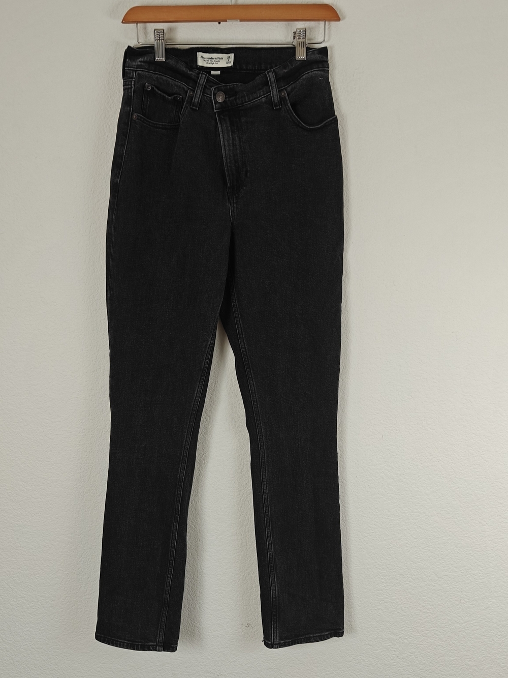 Abercrombie 90s Slim Straight Ultra High Rise Black Crossover Waist Jeans Sz 26